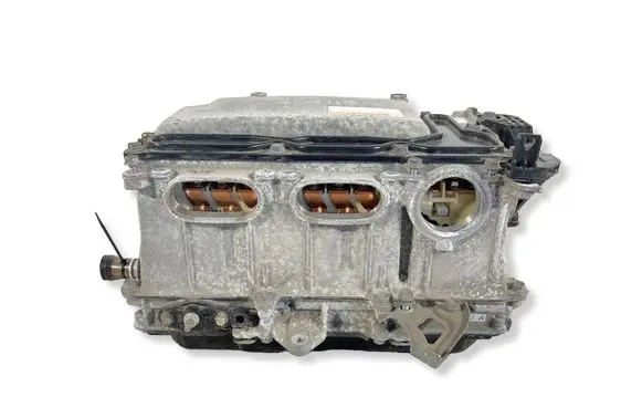 Toyota Auris E180 Voltage converter inverter G920047141