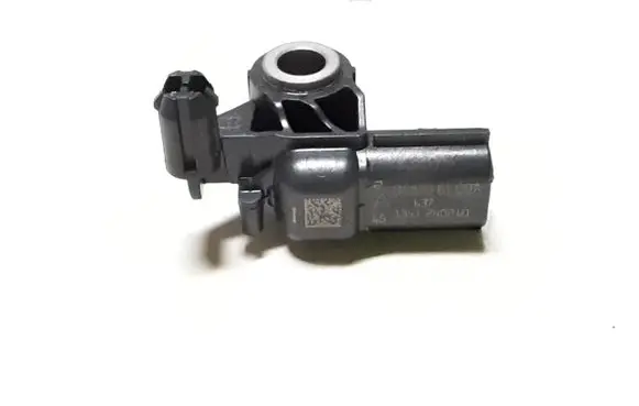 Nissan Juke II F16 Airbag deployment crash/impact sensor 988306LC0A