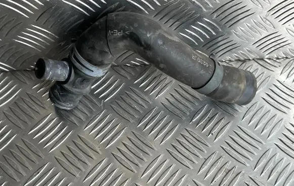 Volkswagen Scirocco Engine coolant pipe/hose 1K0122051HK