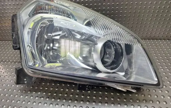 Nissan Qashqai Headlight/headlamp S27725521