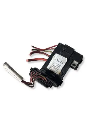 Seat Ibiza IV (6J,6P) Battery relay fuse AU378571
