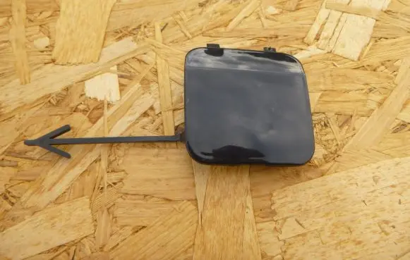 Opel Corsa E Tow hook cap/cover 13399548