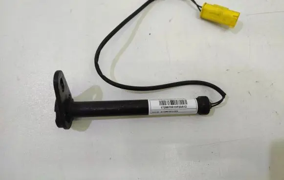 Mercedes-Benz SLK R172 Bonnet Pedestrian Airbag Actuator A1728879510