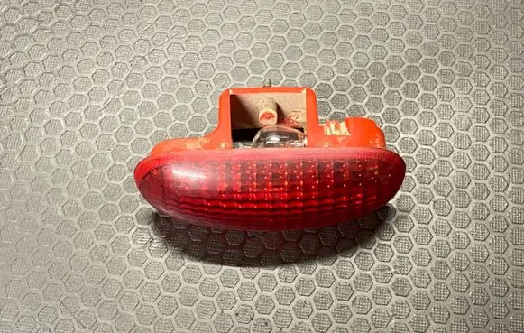Opel Vivaro Third/center stoplight 93850108 8200209522