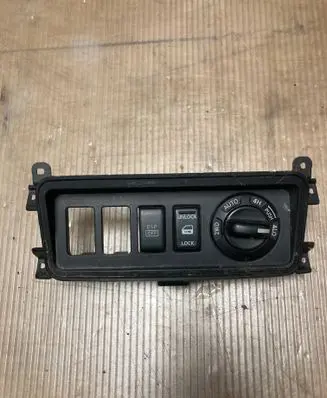 Nissan Pathfinder R51 Other control units/modules