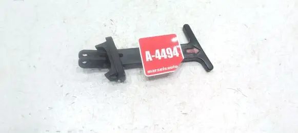 Volkswagen Golf IV Engine bonnet (hood) release handle 1J0823593C