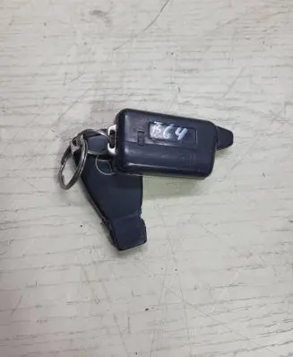 Mercedes-Benz Vito Viano W639 Ignition key/card 