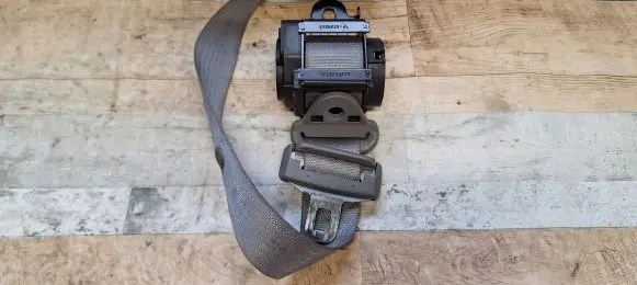 Jeep Grand Cherokee (WK) Rear seatbelt 1CL93TRMAA P1CL93BD5AA