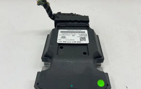 Audi Q8 e-tron Air suspension control unit module (rear) 4KE907777AN