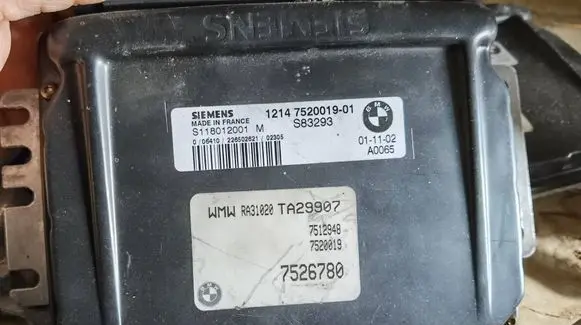 Mini One - Cooper R50 - 53 Engine control unit/module S118012001N 7520019 7526780