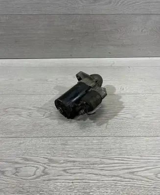 BMW 5 E60 E61 Starter motor 7515391 7515393
