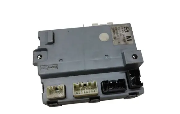 Mazda 6 Comfort/convenience module GS1E67560G VP7ALF14B205EG
