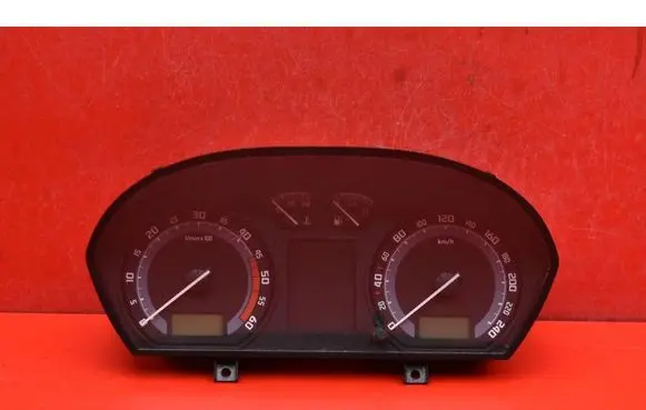 Skoda Fabia Mk1 (6Y) Speedometer (instrument cluster) 6Y0920883E