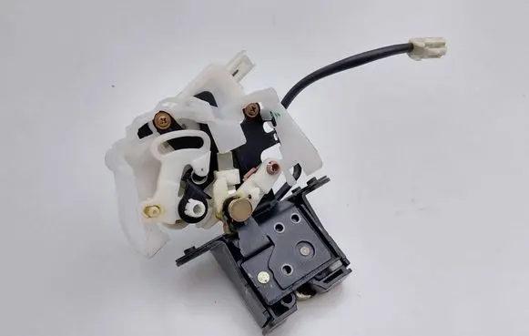 Mazda 6 Tailgate/trunk/boot lock/catch/latch