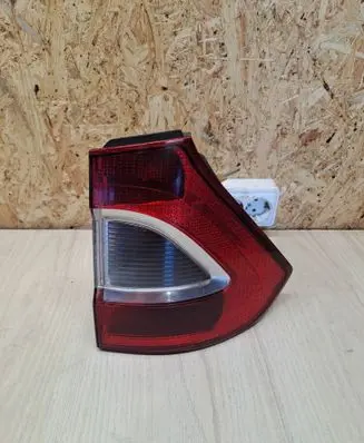 Ford Galaxy Rear/tail lights 6M2113404
