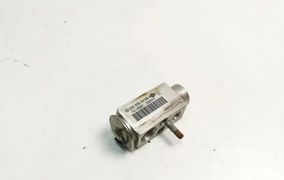 Air conditioning (A/C) expansion valve