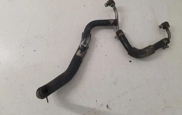 Fuel injector supply line/pipe