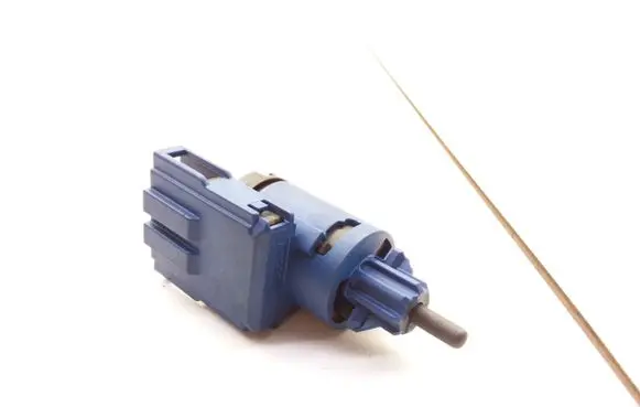 Clutch pedal sensor