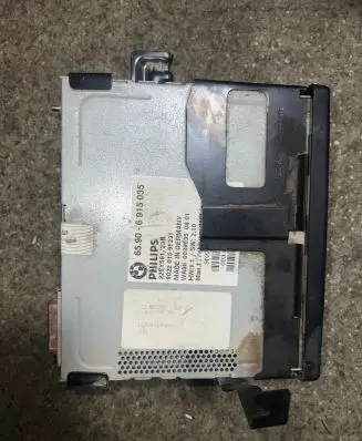 Navigation unit CD/DVD player