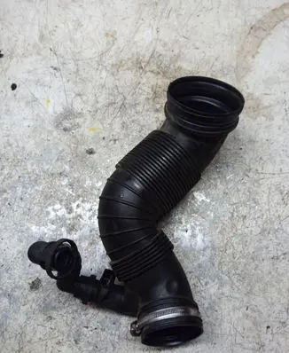 Volkswagen PASSAT B6 Turbo air intake inlet pipe/hose 3C0129654Q