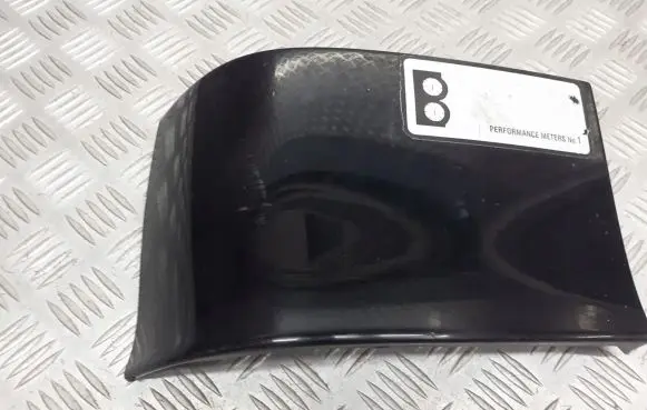 Saab 9-3 Ver1 Rear/tail light trim molding 4677878