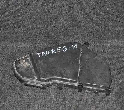 Volkswagen Touareg I Fuse box cover 7L0937576B