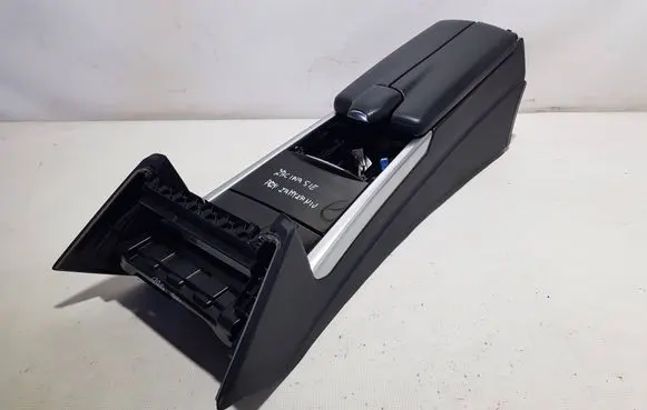 Mercedes-Benz E W212 Center console PODLTUNEL212ITGH