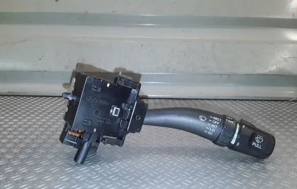 Hyundai Sonata Wiper control stalk 934203K200