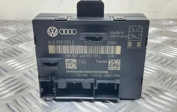 Audi A5 8T 8F Door control unit/module 8K0959795E