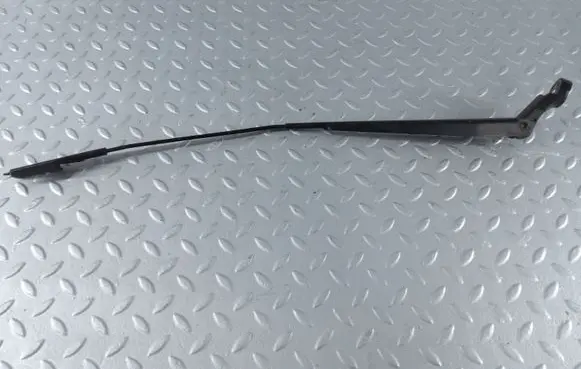 Mercedes-Benz R W251 Front wiper blade arm A2518200740