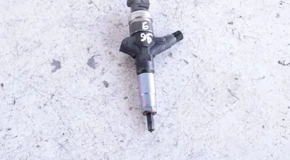 Subaru Legacy Fuel injector 16613AA020
