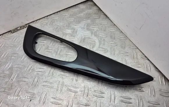 Nissan Qashqai Rear door card trim 826824EA1AX