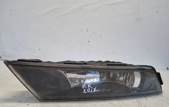 Skoda Superb B8 (3V) Front fog light 3V0941699 01183601 1836010021
