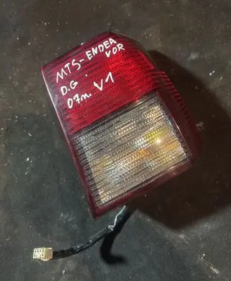 Mitsubishi Endeavor Rear/tail lights 2XL949200