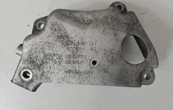 BMW 5 F10 F11 Engine mounting bracket 6781241