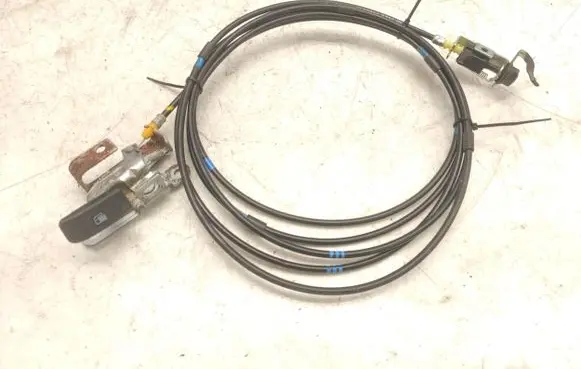 Mazda 5 Fuel cap flap release cable 