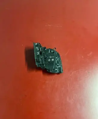 BMW X3 G01 Front door lock 9492100 51219492100