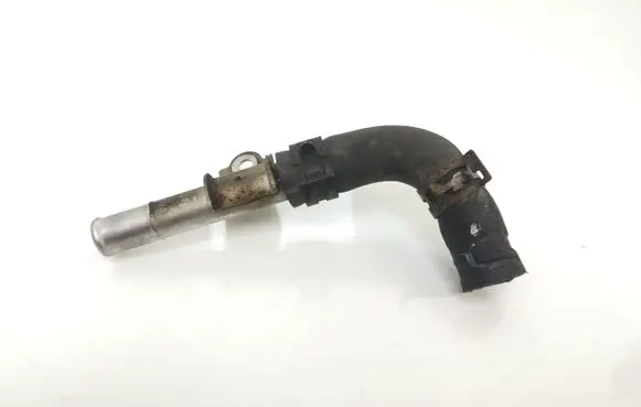 Toyota Auris 150 Engine coolant pipe/hose