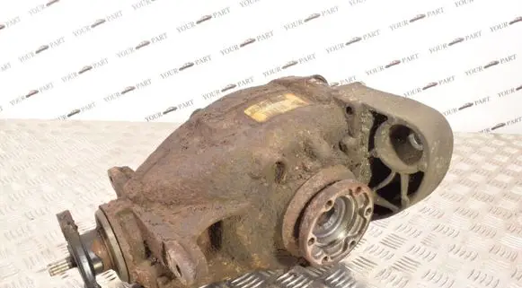 BMW 1 E81 E87 Rear differential 7566169