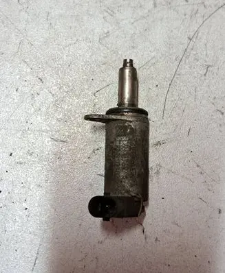 Audi A4 S4 B8 8K Turbo solenoid valve 06H103697