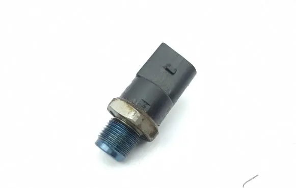 Mercedes-Benz Vito Viano W639 Fuel pressure regulator A0041536728
