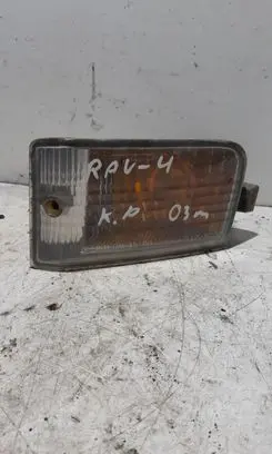 Toyota RAV 4 (XA20) Front fog light