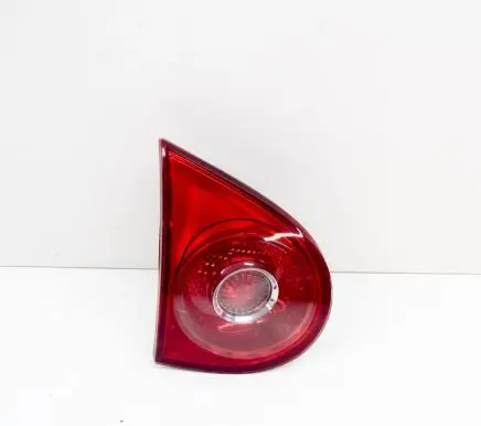 Volkswagen Golf V Tailgate rear/tail lights