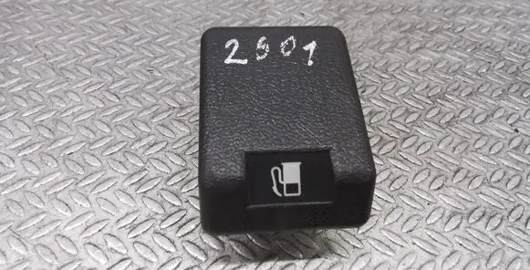 Mitsubishi Pajero Fuel tank opening switch 