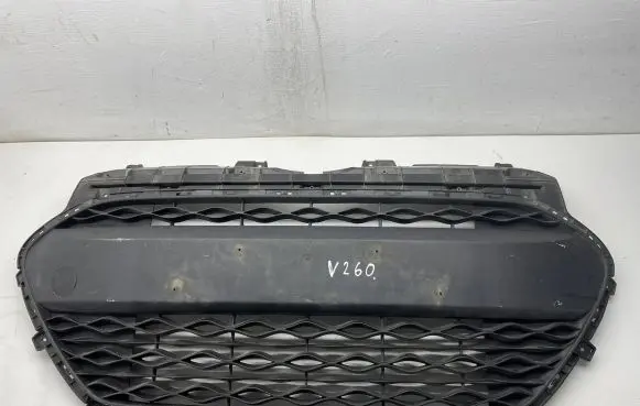 Hyundai i10 Front bumper upper radiator grill 86569B9000 86519B9000