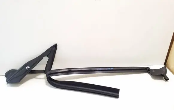 BMW i4 Rubber seal front door window/glass 7482949