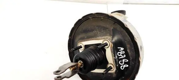 Mazda 626 Brake booster 86204816