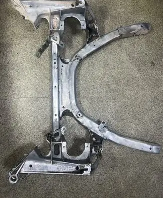 BMW 5 E60 E61 Front subframe 6759462 6759461 440372864
