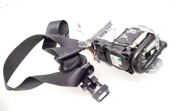 Mercedes-Benz E W212 Front seatbelt A2128607685 A2128600088 610902000K