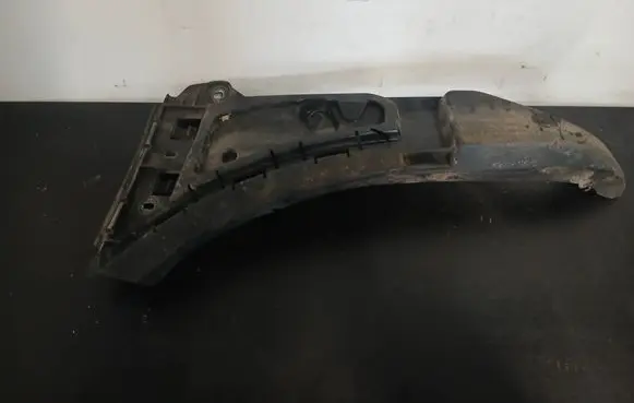 Volvo XC90 Front bumper mounting bracket 08620564 1125